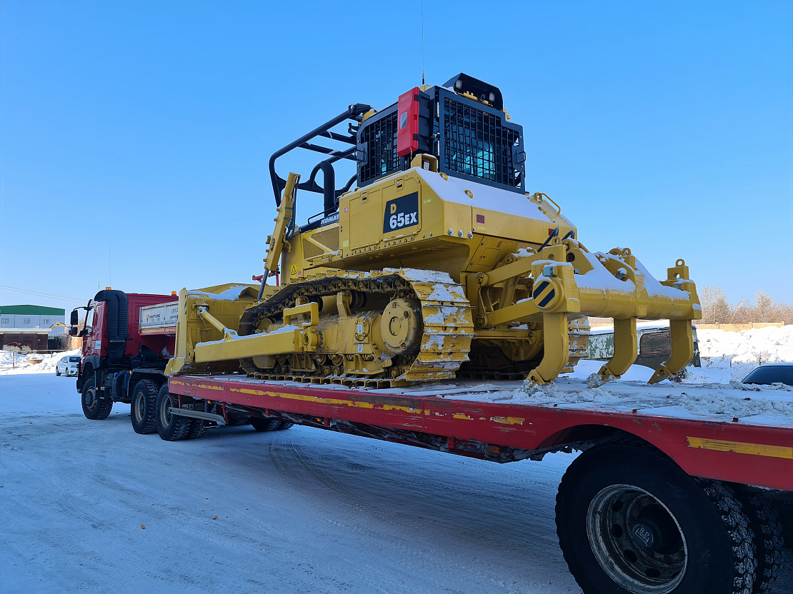 Четыре бульдозера Komatsu D65EX-16 переданы клиенту